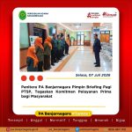 Panitera PA Banjarnegara Pimpin Briefing Pagi PTSP, Tegaskan Komitmen Pelayanan Prima bagi Masyarakat